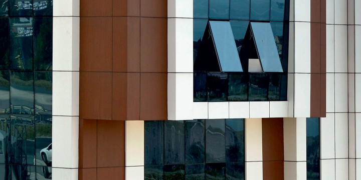 Engin Plaza-1 