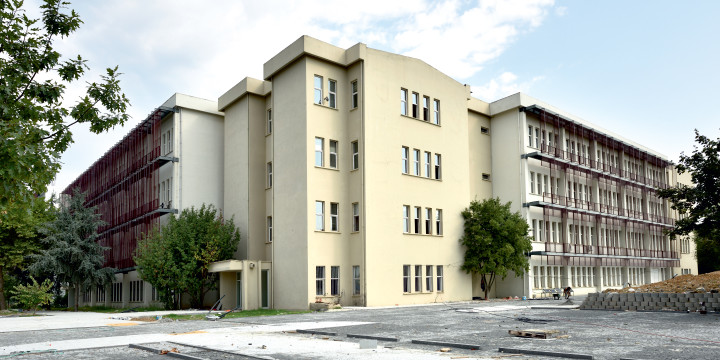 İstanbul Teknik Üniversitesi - Elektrik Elektronik Fakültesi-0 