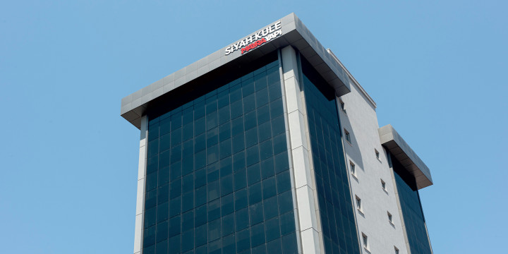 Siyah Kule-0 